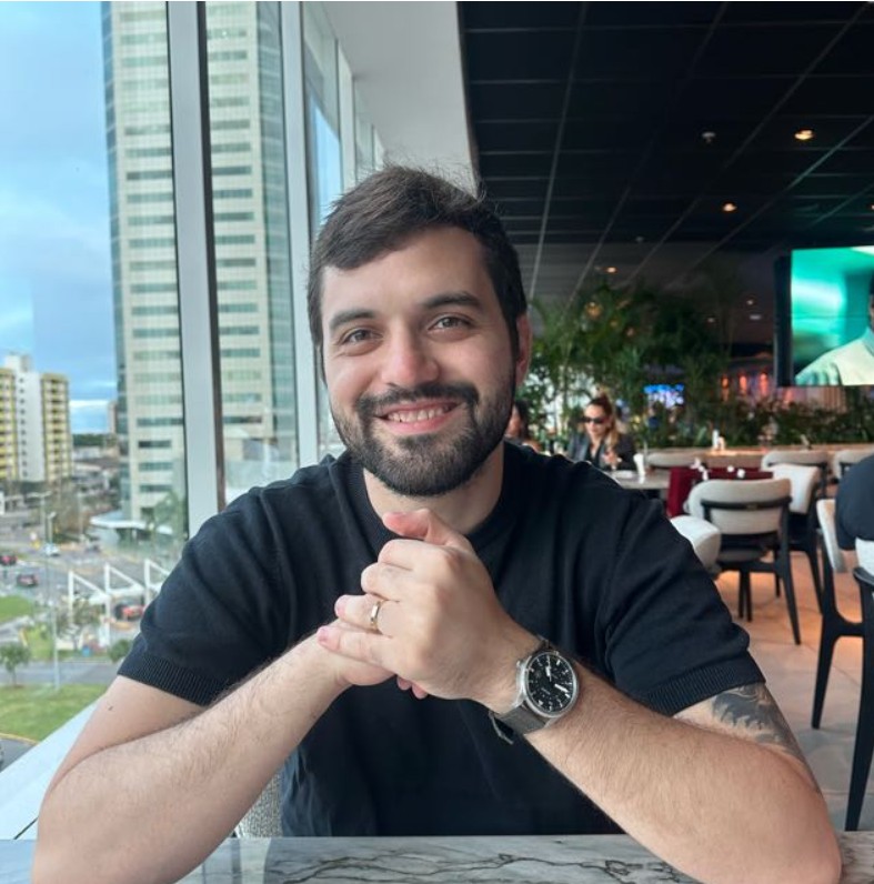 Daniel Queiroz Moraes Resende